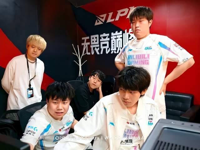 这是比赛中 这是比赛中